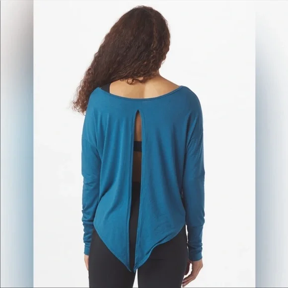 GLYDER Moroccan Blue Dolman Top M - Picture 2 of 6